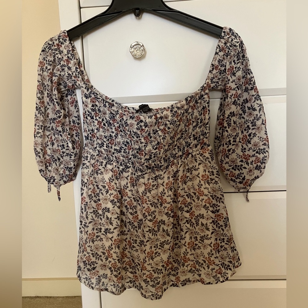 American Eagle Floral Blouse